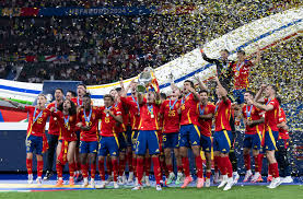 烈竞争中脱 烈竞争中脱