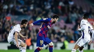 相比之下 相比之下